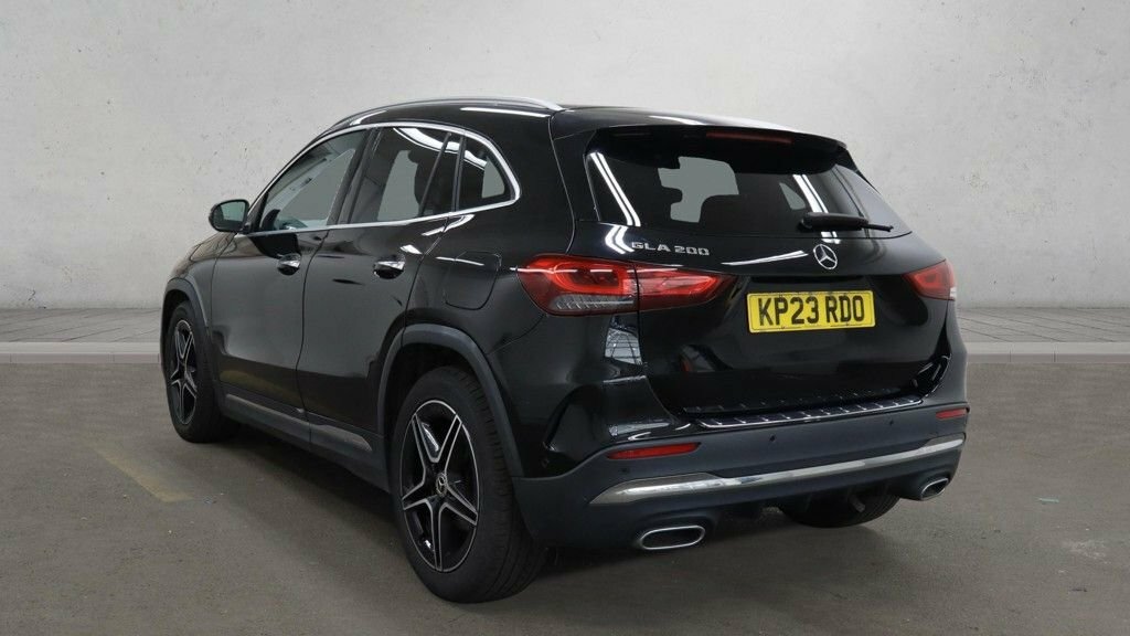 Mercedes-Benz GLA Class 1.3L Amg Line Black #3