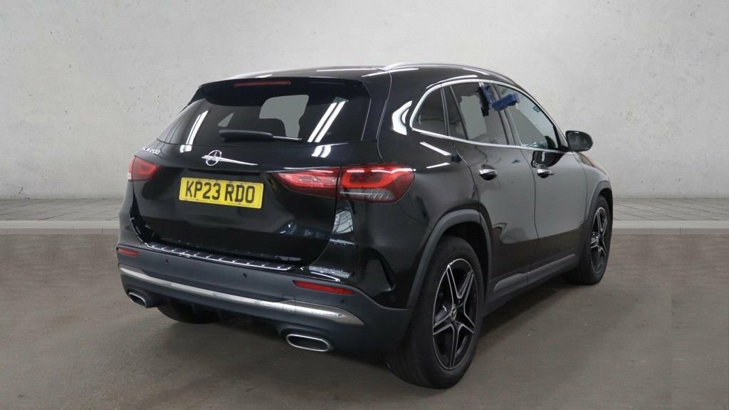 Mercedes-Benz GLA Class 1.3L Amg Line Black #2