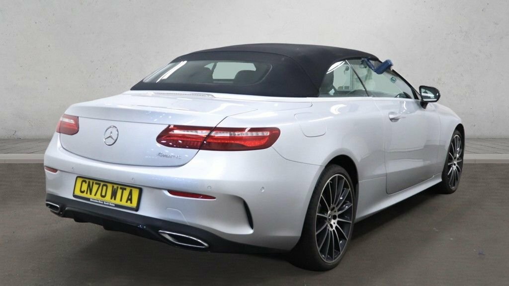 Mercedes-Benz E Class 2L Amg Line Silver #2