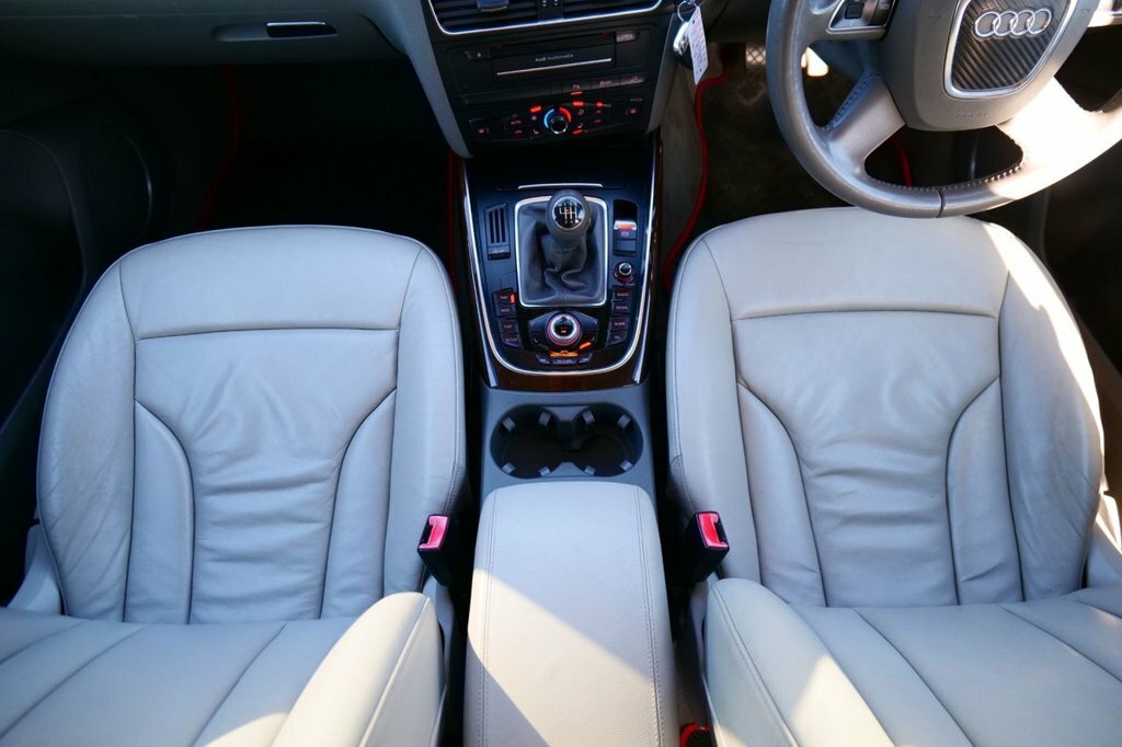 Audi Q5 2.0 Tdi Quattro Se 170 Bhp Black #21