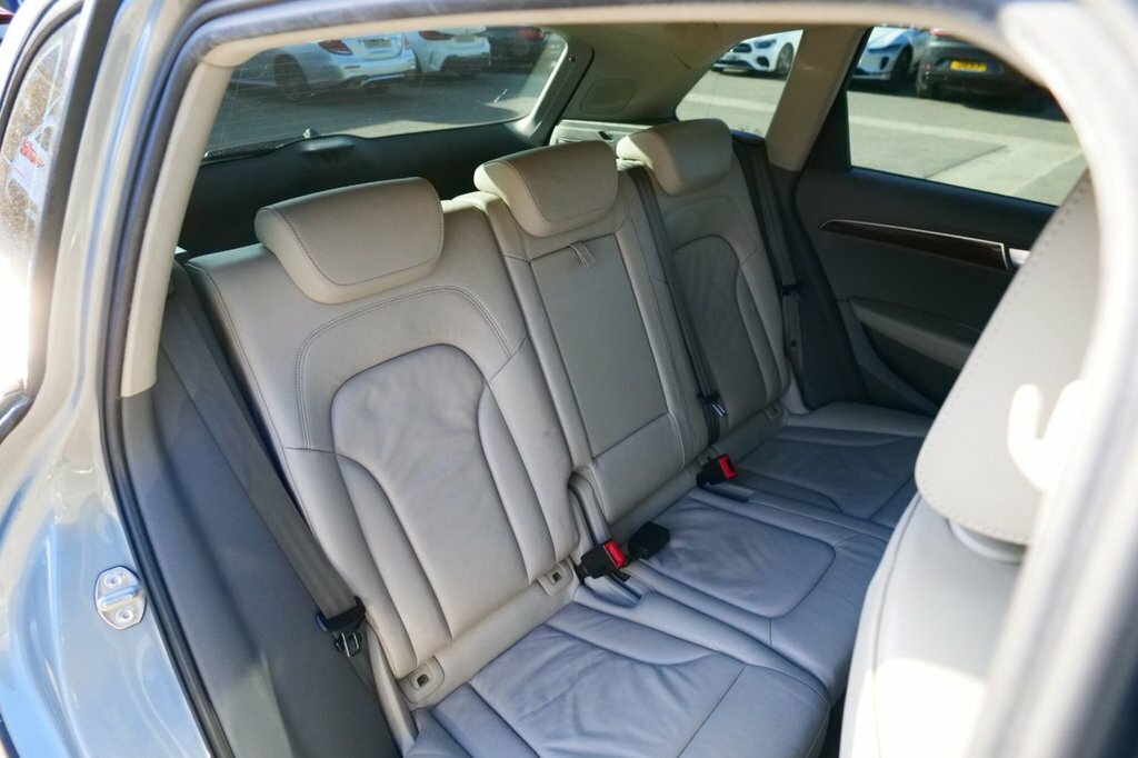 Audi Q5 2.0 Tdi Quattro Se 170 Bhp Black #33