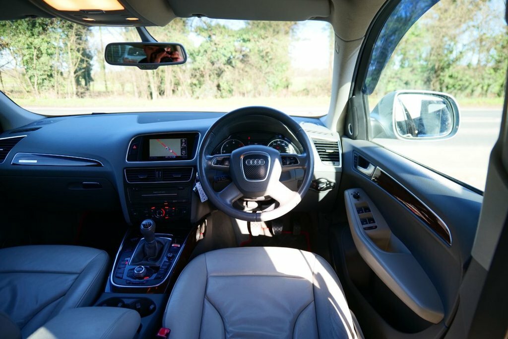 Audi Q5 2.0 Tdi Quattro Se 170 Bhp Black #9