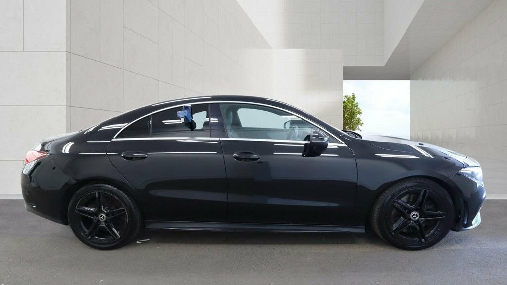 Mercedes-Benz CLA Class Cla 220D Amg Line Night Edition Tip #5
