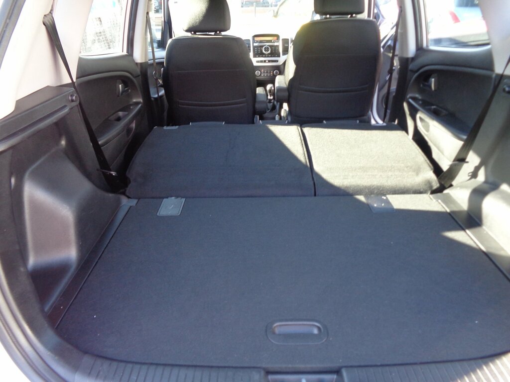 Kia Venga 1.4 2 Mpv  #17