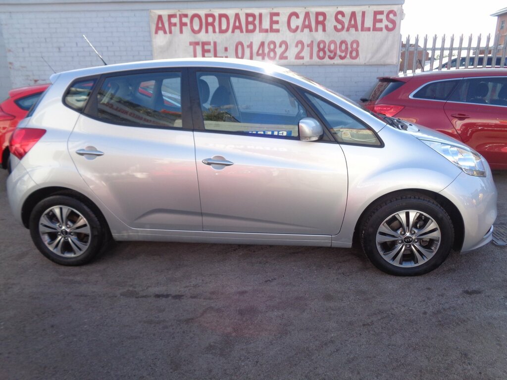 Kia Venga 1.4 2 Mpv  #14