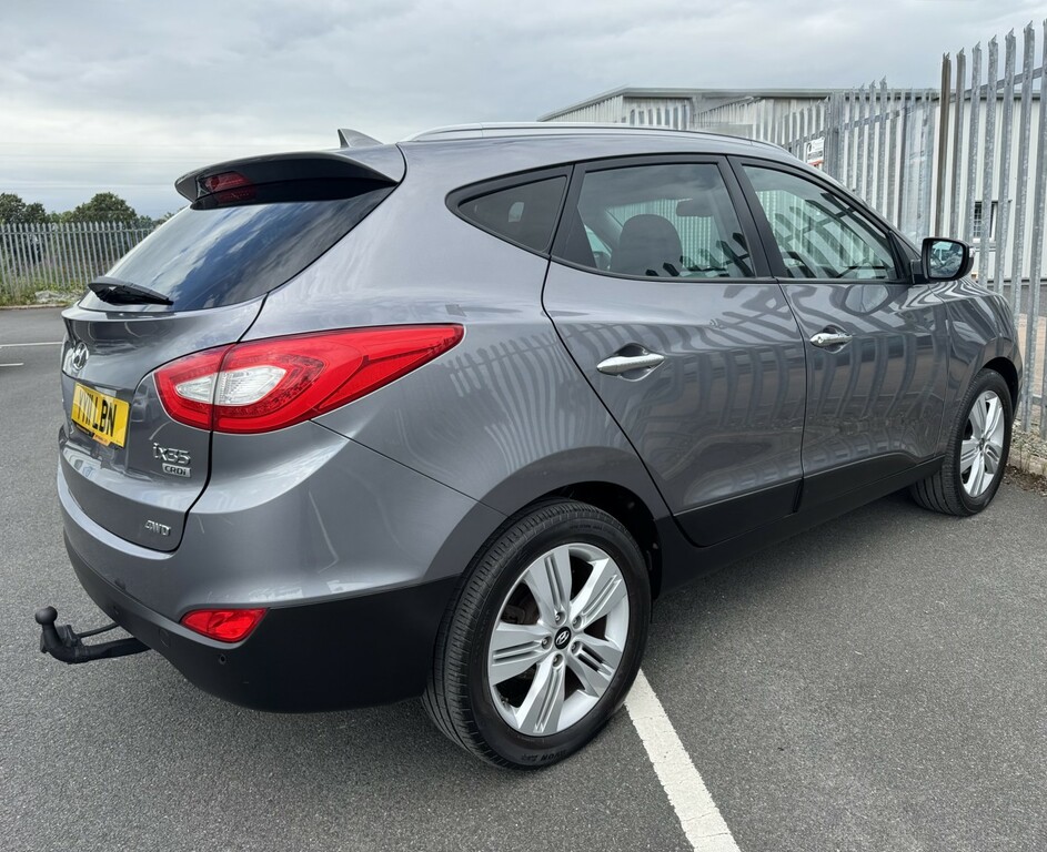 Hyundai Ix35 Premium 2.0 Crdi 4Wd Grey #5