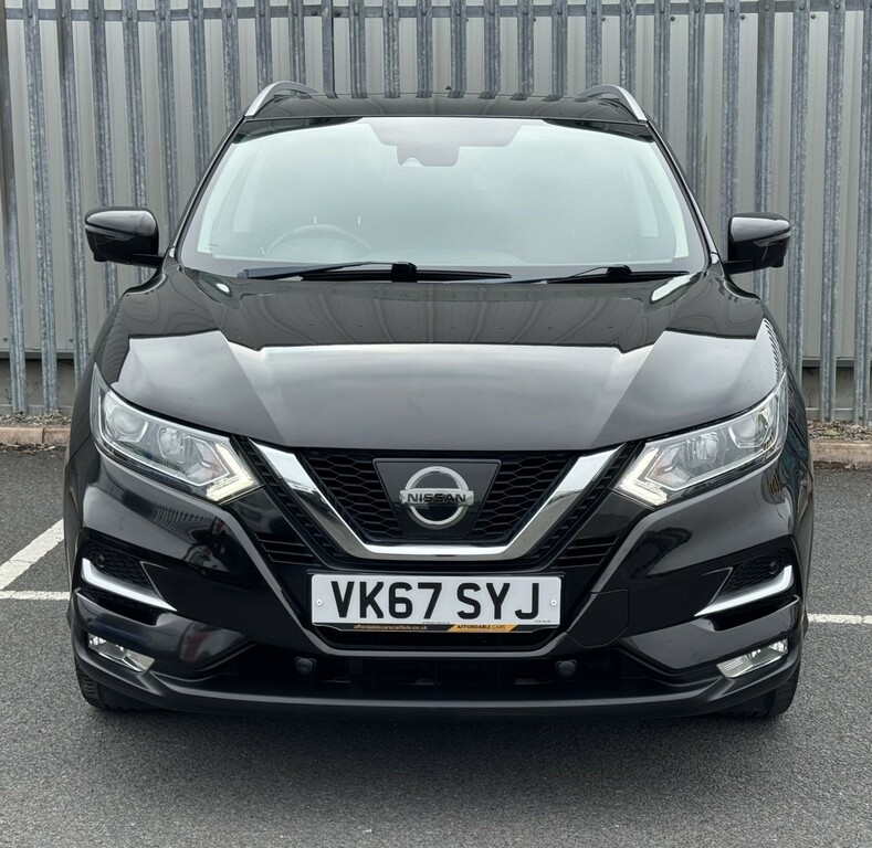 Nissan Qashqai Suv 1.5 Dci N-connecta 2017 Black #3
