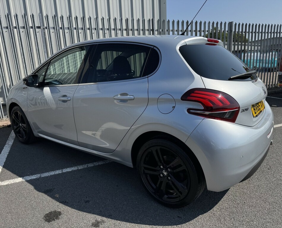Peugeot 208 Gt Line 1.2 Puretech Silver #4