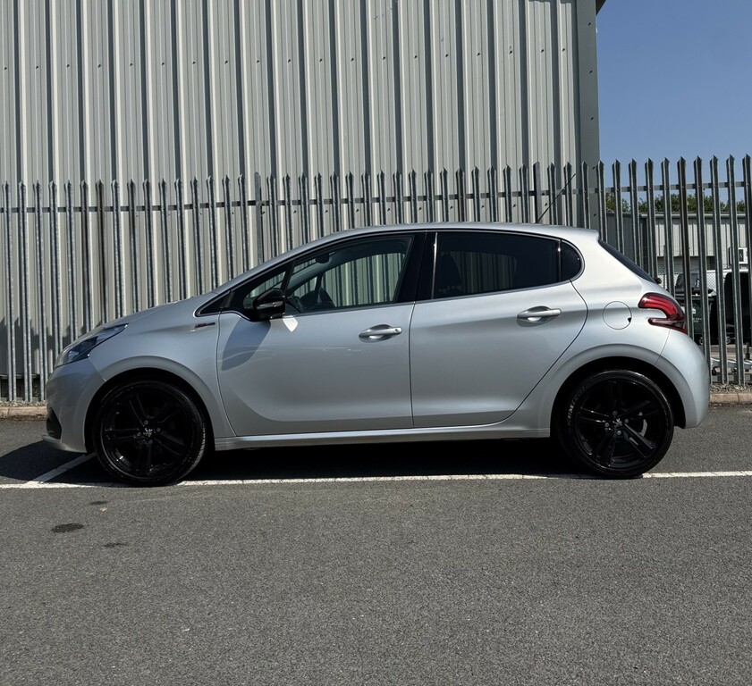 Peugeot 208 Active Blue #8