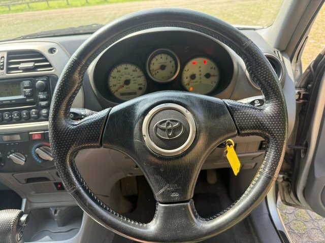 Toyota Rav 4 2.0 Vvt-i Gx 4Wd Red #13