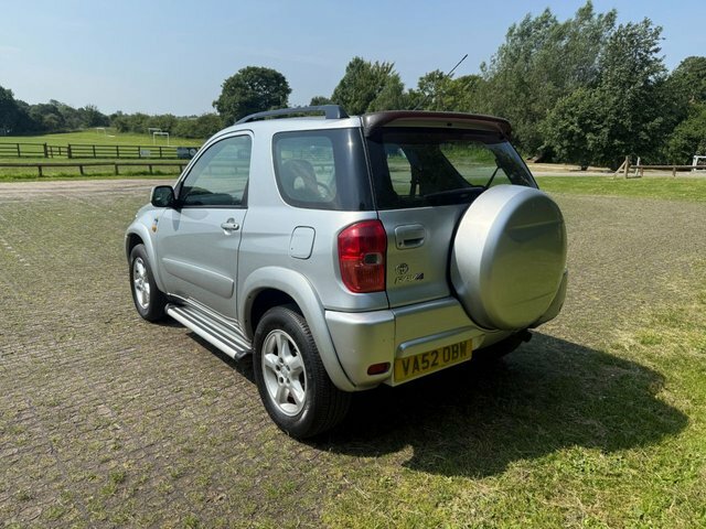 Toyota Rav 4 2.0 Vvt-i Gx 4Wd Red #4