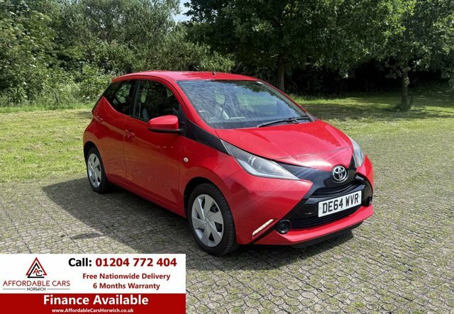 Toyota Aygo 1.0 Vvt-i X-play Hatchback Euro Red