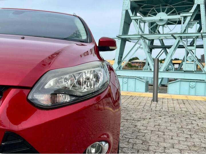 Ford Focus 1.6 Titanium Powershift Euro 5 Red #5