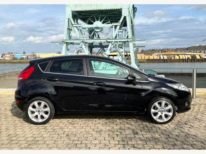 Ford Fiesta 1.4 Titanium Hatchback 154 G B11OPS Black #3