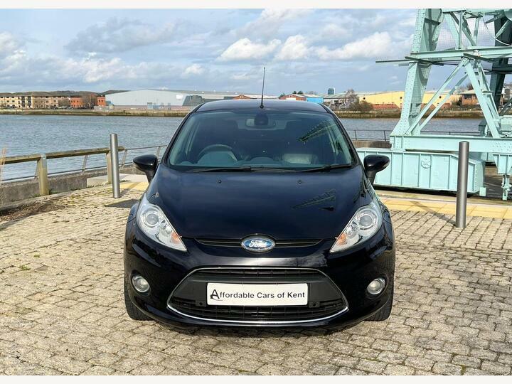 Ford Fiesta 1.4 Titanium Hatchback 154 G B11OPS Black #2