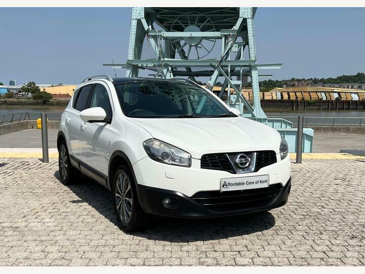 Nissan Qashqai 1.6 Tekna Cvt 2Wd Euro 5 Avm YH12DFN White