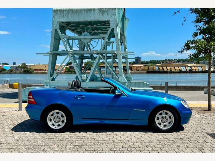 Mercedes-Benz SLK Slk200 Kompressor 2-Door Black #2