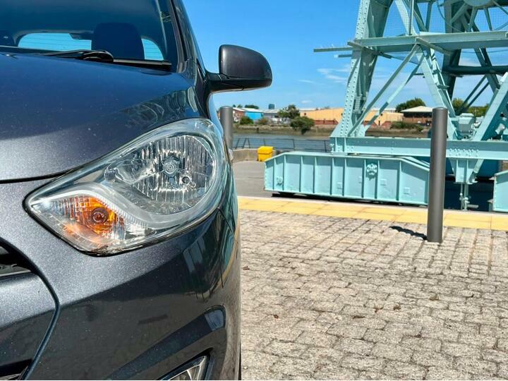 Hyundai I10 Hatchback DV61NGE Grey #3