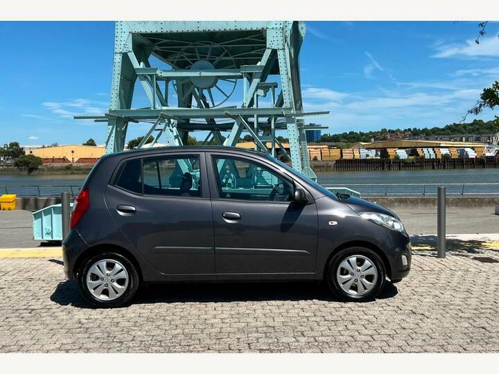 Hyundai I10 Hatchback DV61NGE Grey #2