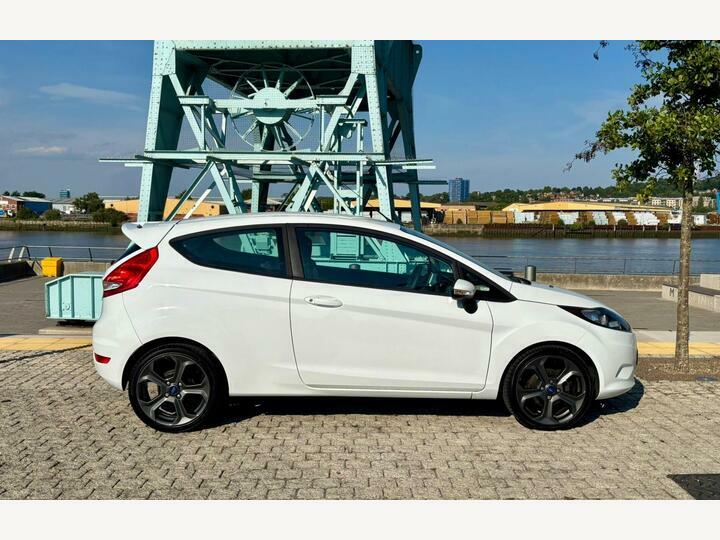 Ford Fiesta 1.25 Style White #3