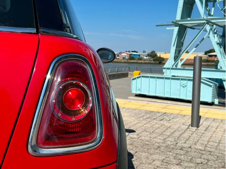 Mini Hatch 1.6 One Hatchback Steptronic Euro 5 98 Red #6