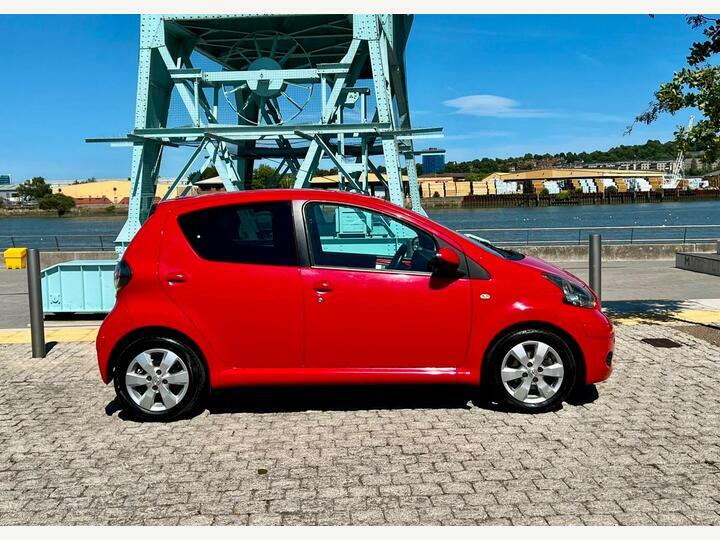 Toyota Aygo 1.0 Vvt-i Go Multimode Euro 5 Ac Red