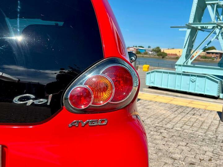 Toyota Aygo 1.0 Vvt-i Go Multimode Euro 5 Ac Red #4
