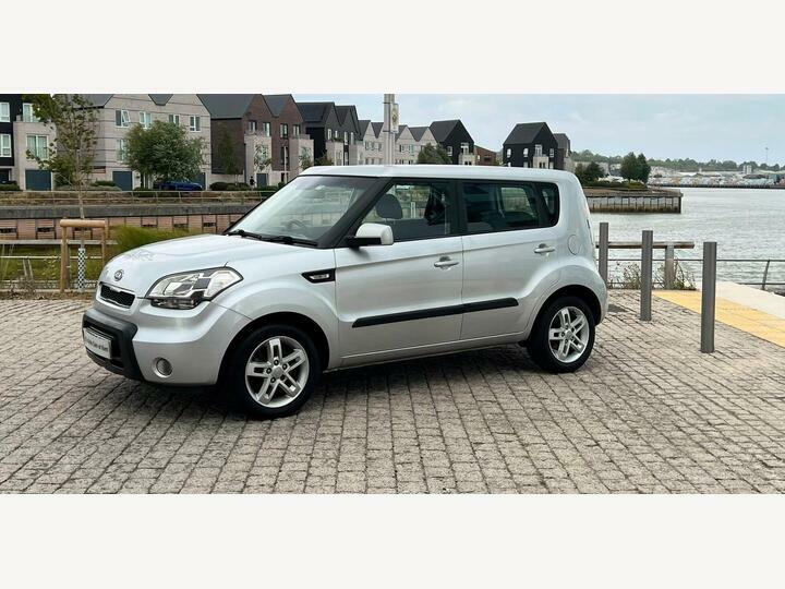 Kia Soul 1.6 Crdi 2 Suv Euro 4 126 Bhp Silver #4