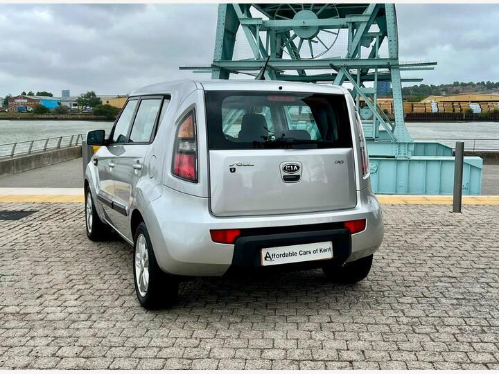 Kia Soul 1.6 Crdi 2 Suv Euro 4 126 Bhp Silver #6