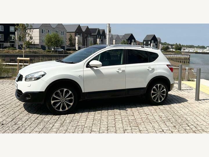 Nissan Qashqai Suv LX13KMJ White #4