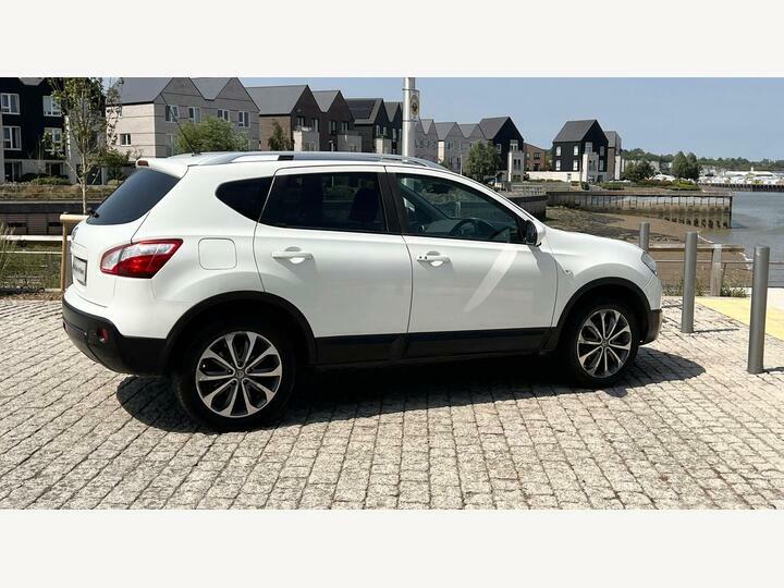 Nissan Qashqai Suv LX13KMJ White #6