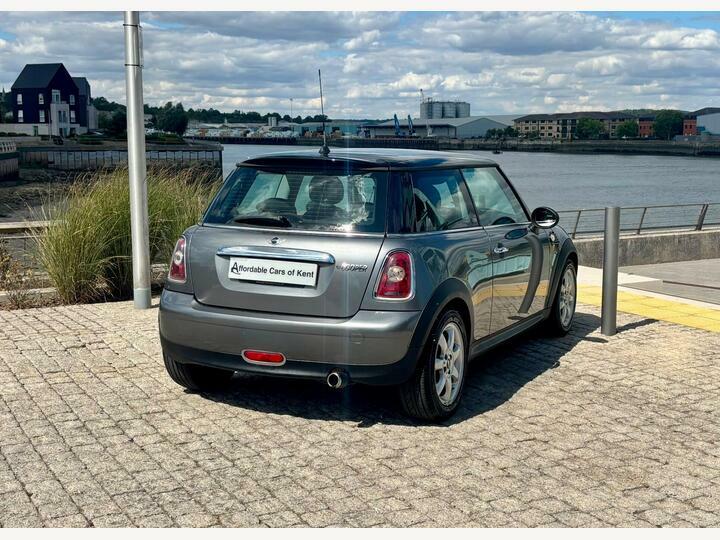 Mini Hatch 1.6 Cooper Graphite Steptronic Euro 5 Silver #6