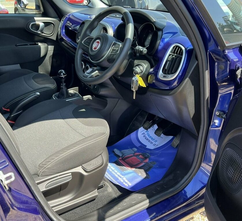 Fiat 500L 500L City Cross Blue #17