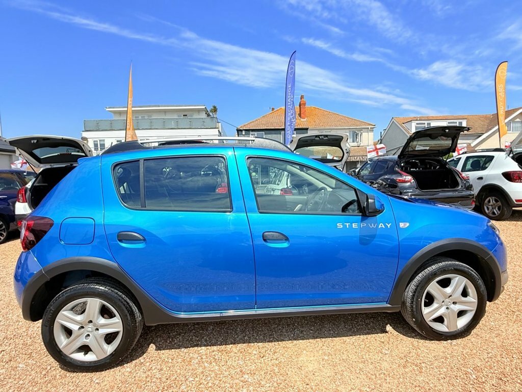 Dacia Sandero Stepway Hatchback Blue #2