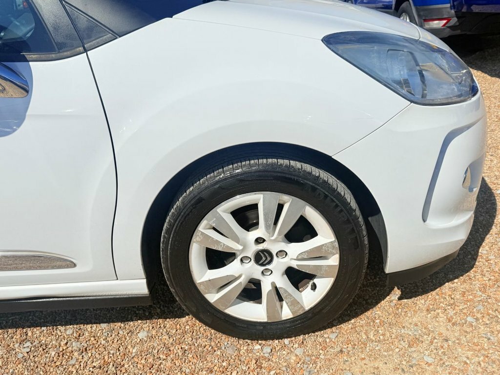 Citroen DS3 Hatchback 1.6 Vti Dstyle Euro 5 201111  #11