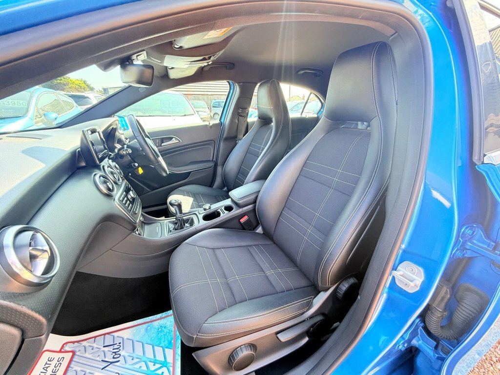 Mercedes-Benz A Class A180 Cdi Eco Se Black #21