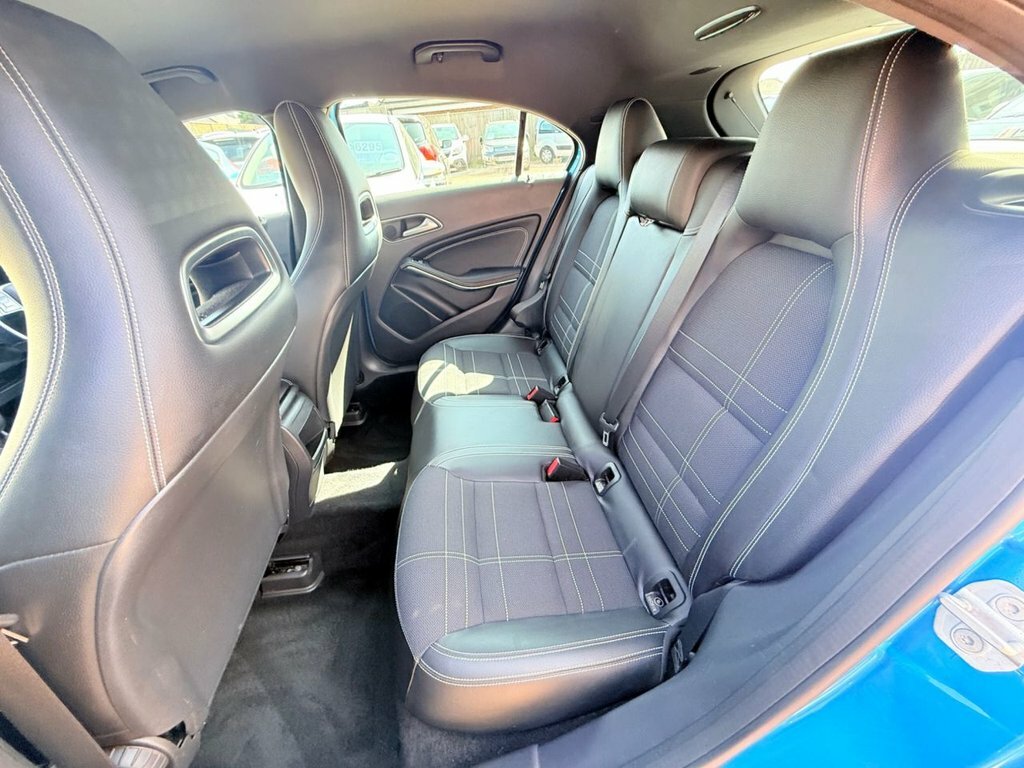 Mercedes-Benz A Class A180 Cdi Eco Se Black #18