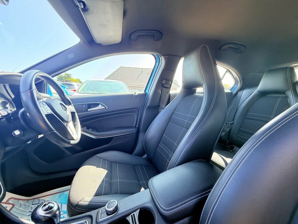 Mercedes-Benz A Class A180 Cdi Eco Se Black #24