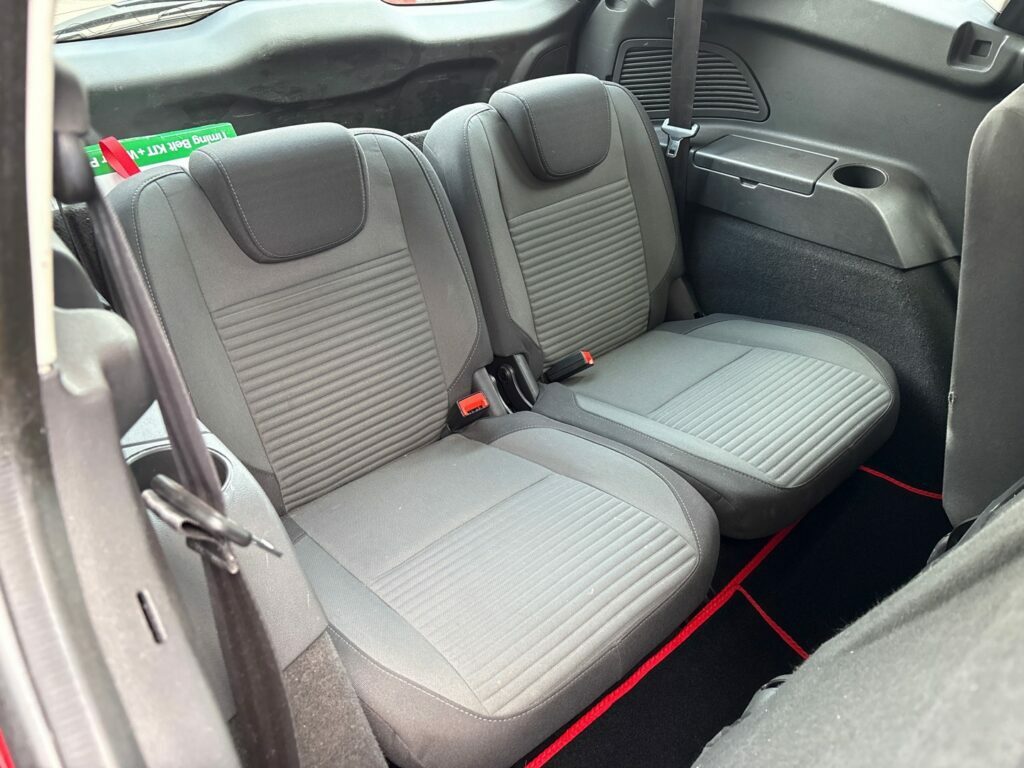 Ford Grand C-Max Grand C-max Titanium Tdci Black #11
