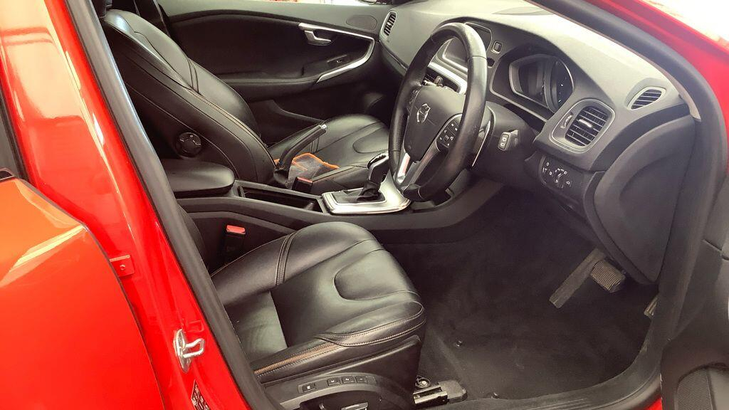 Volvo V40 Cross Country Hatchback Red #7