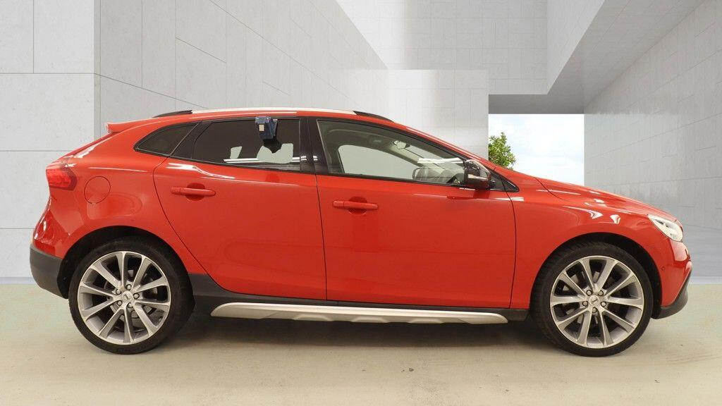 Volvo V40 Cross Country Hatchback Red #5