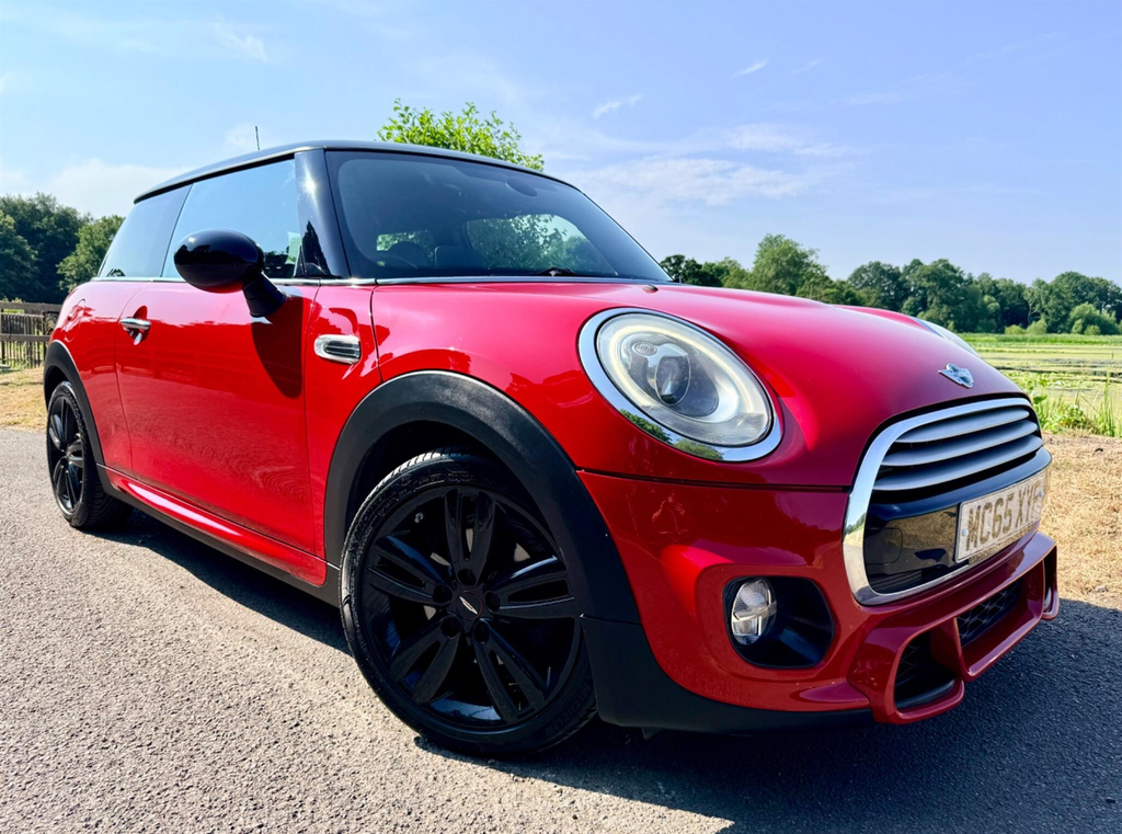 Mini Hatch 1.5 Cooper Euro 6 Ss Red