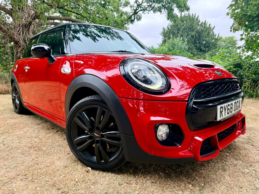 Mini Hatch 2.0 Cooper S Sport Euro 6 Ss RY68OGA Red #2