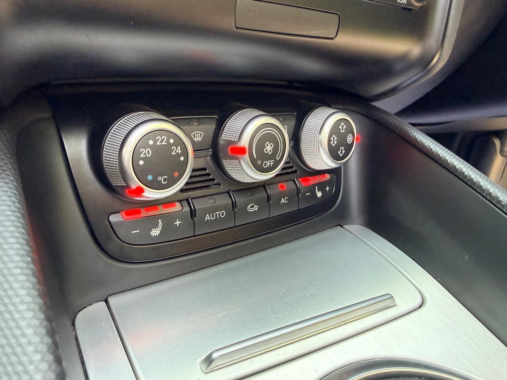 Audi TT 2.0 Tfsi Sport Euro 5 Ss Grey #39
