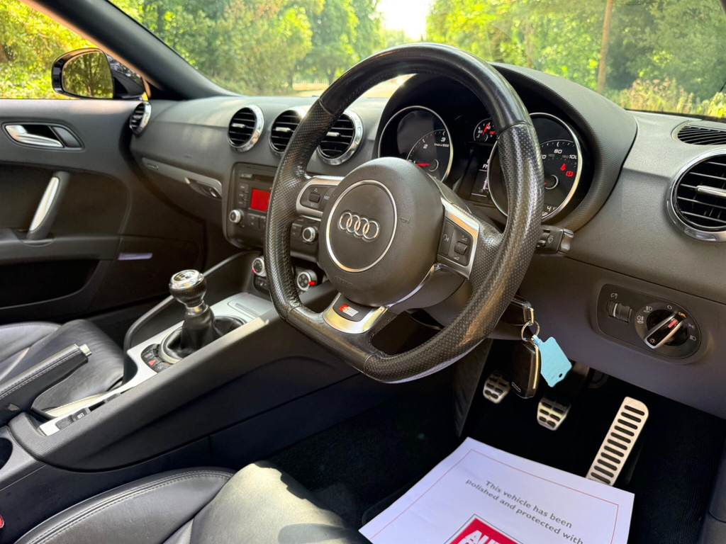 Audi TT 2.0 Tfsi Sport Euro 5 Ss Grey #25
