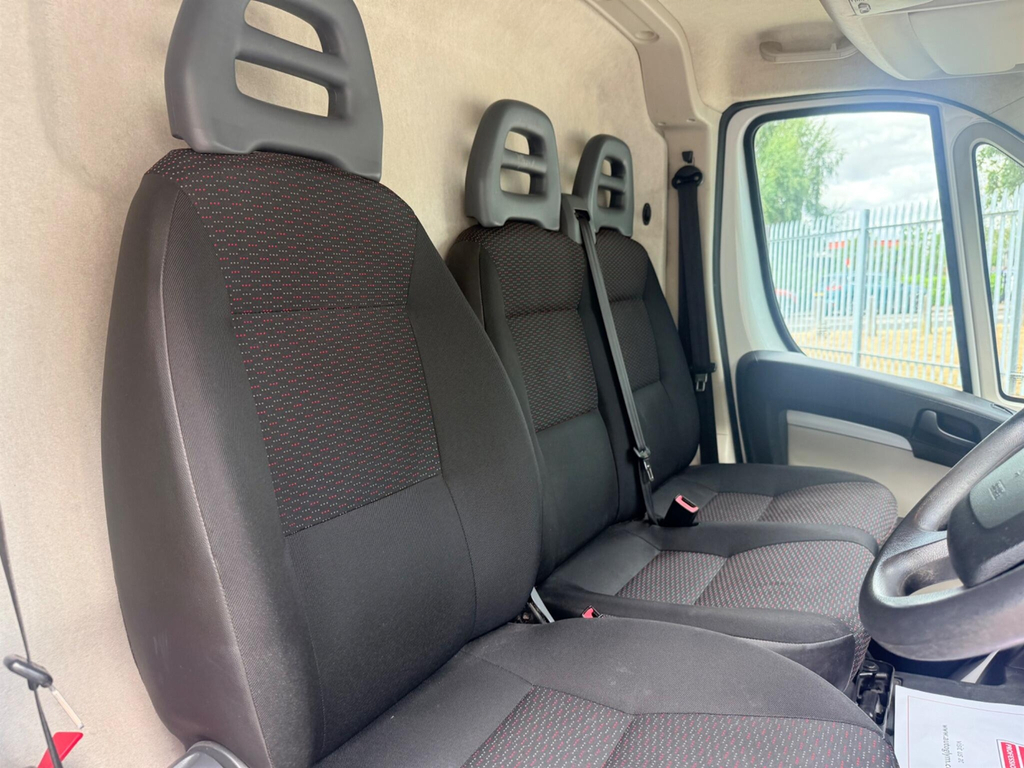 Citroen Relay 35 L3h2 Enterprise Bluehdi Black #12
