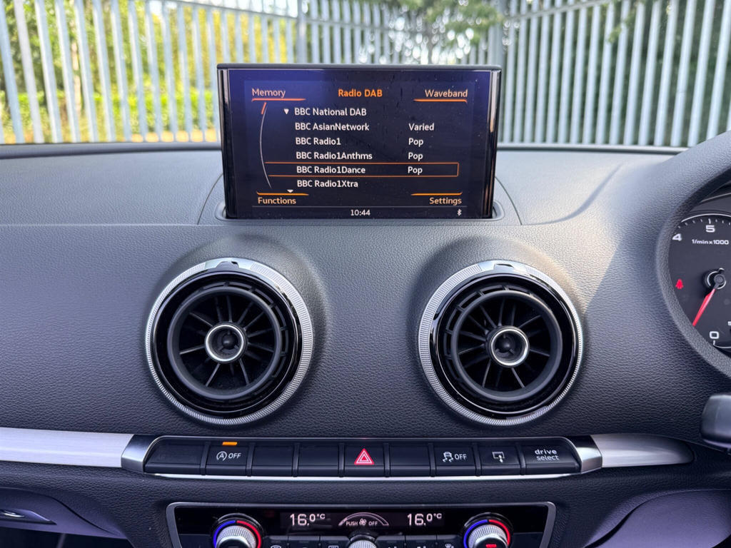 Audi Cabriolet 2.0 Tdi Sport Euro 6 Ss White #42