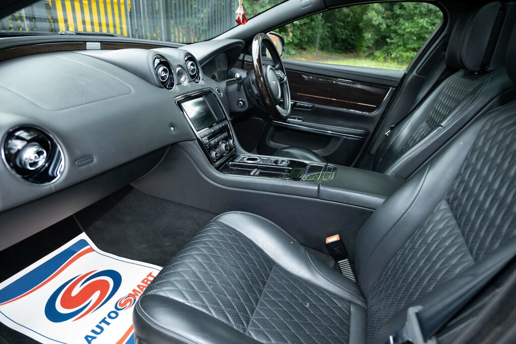 Jaguar XJ Saloon 3.0D V6 Portfolio Euro 5 Ss 20 Grey #32