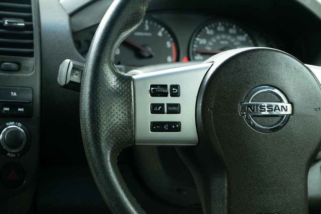 Nissan Navara Pickup 2.5 Dci Acenta King Cab 201414 Grey #28