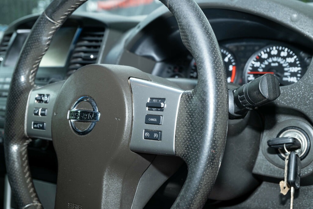 Nissan Navara Pickup 2.5 Dci Acenta King Cab 201414 Grey #20